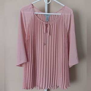 028 Catherines Women's Pink Blouse (Size 0X, 14/16 W)